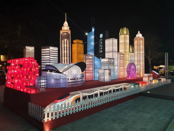 “Hong Kong Lights” cultural display
